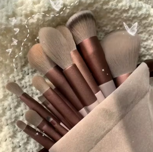 Set de Brochas de Maquillaje Profesional – Kit de 13 o 22 Piezas