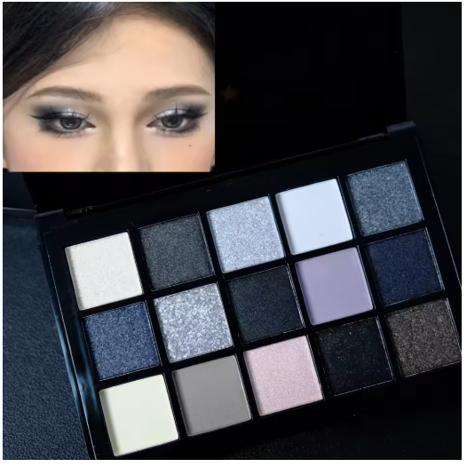 Paleta de Sombras Smokey 15 Colores – Estilo Punk con Brillos y Nacarados