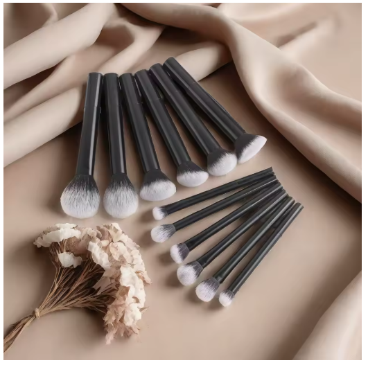 Set de Brochas de Maquillaje 8 Piezas – Cerdas Suaves y Sintéticas para Rostro y Ojos