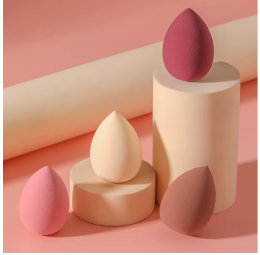 Esponjas de Maquillaje en Forma de Huevo – Set de 4 Mezcladores para una Aplicación Perfecta