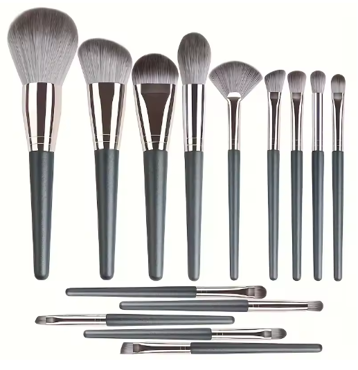 Set de Brochas de Maquillaje de Lujo – 14 Piezas Profesionales para Rostro y Ojos
