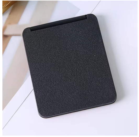 Espejo de Maquillaje Plegable Portátil Doble Cara – Elegancia Compacta para tu Tocador o Bolso