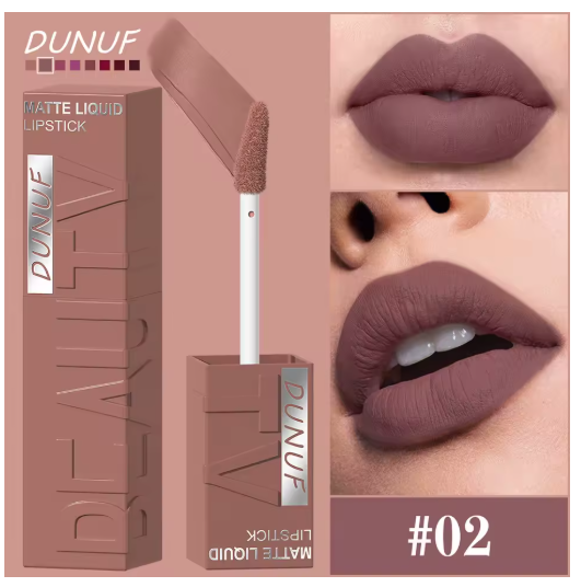 Labial de 4 colores: voluminizador 3D.