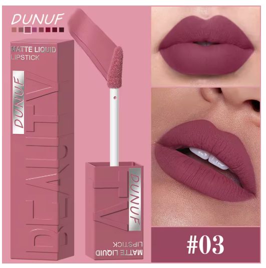 Labial de 4 colores: voluminizador 3D.